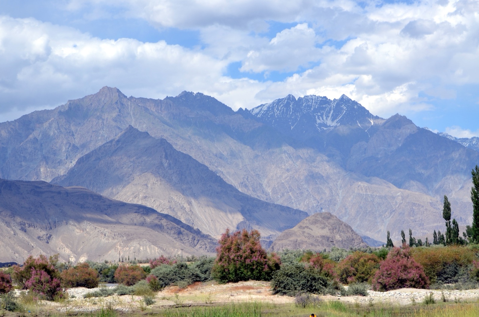 Karakoram peaks around Skardu