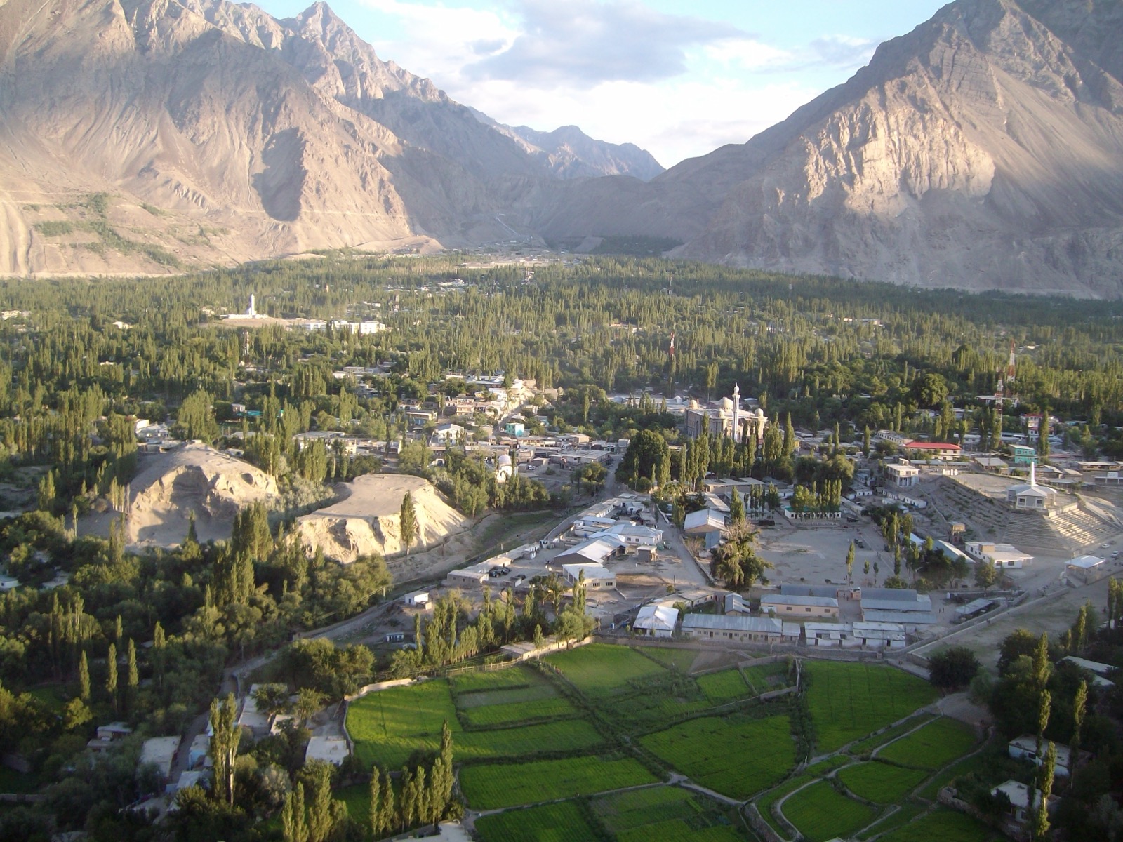 View over Skardu town and valley